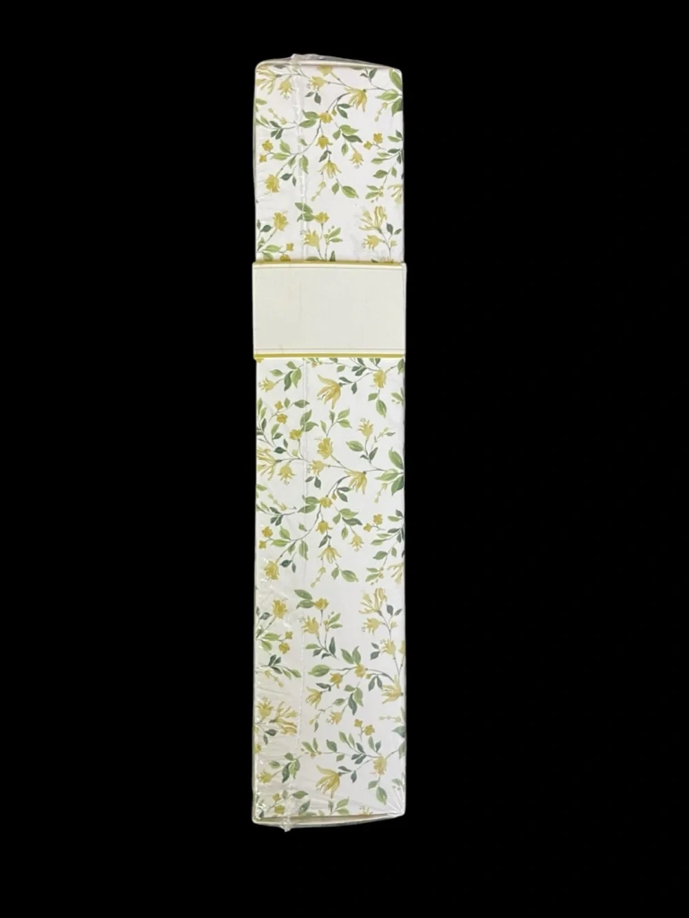 32 Guest Napkins Tan Yellow Floral Disposable Paper Meals Party Bathroom NEW NIB